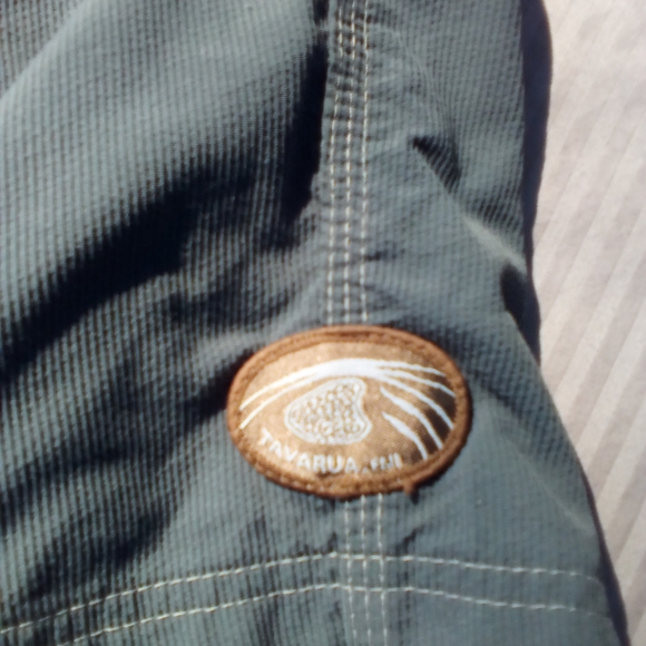 Tavarua surfing shorts - Picture 4 of 5